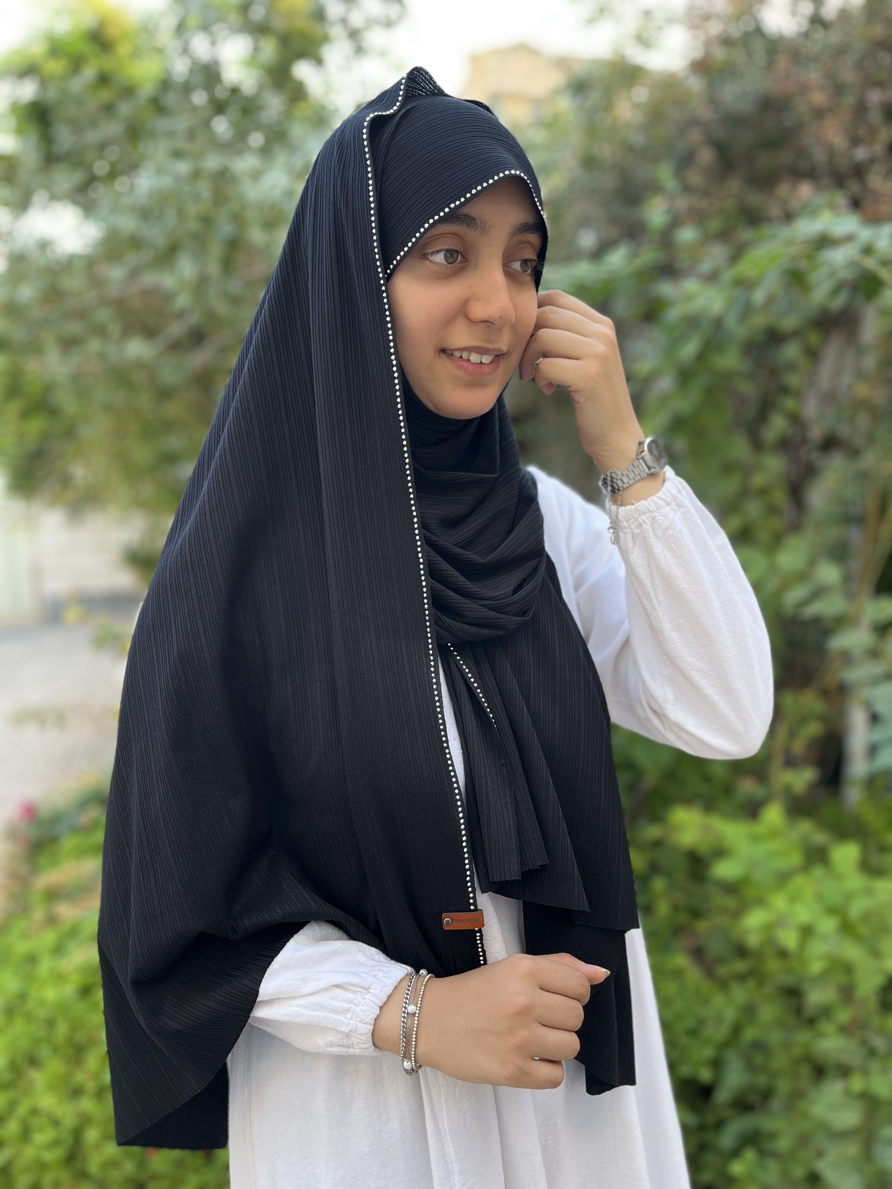 شال کشی نگین دار رنگ مشکی